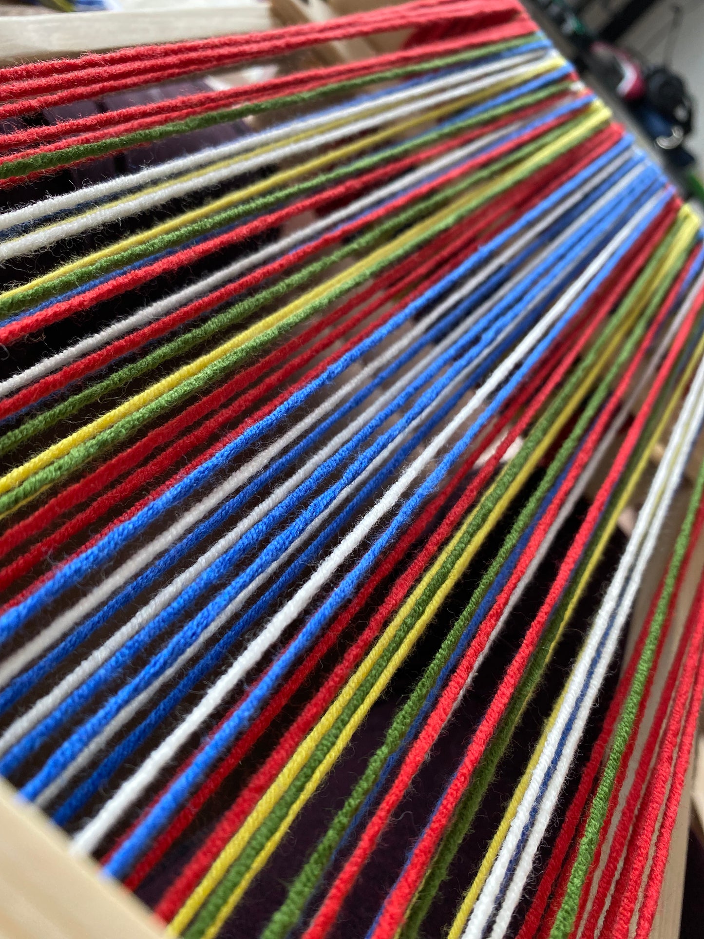 The new nonslip Looms