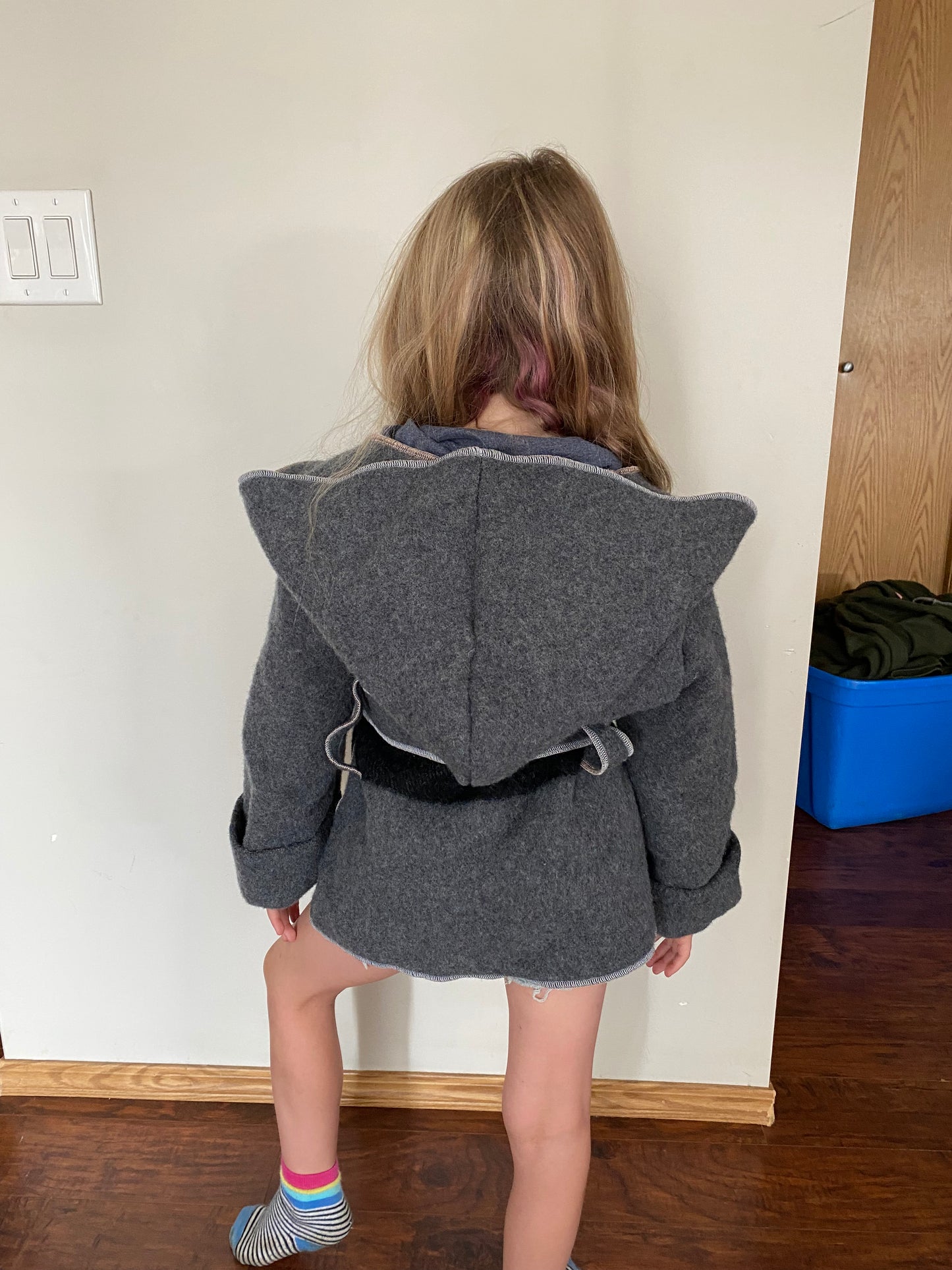 Dark Grey Mini Capote