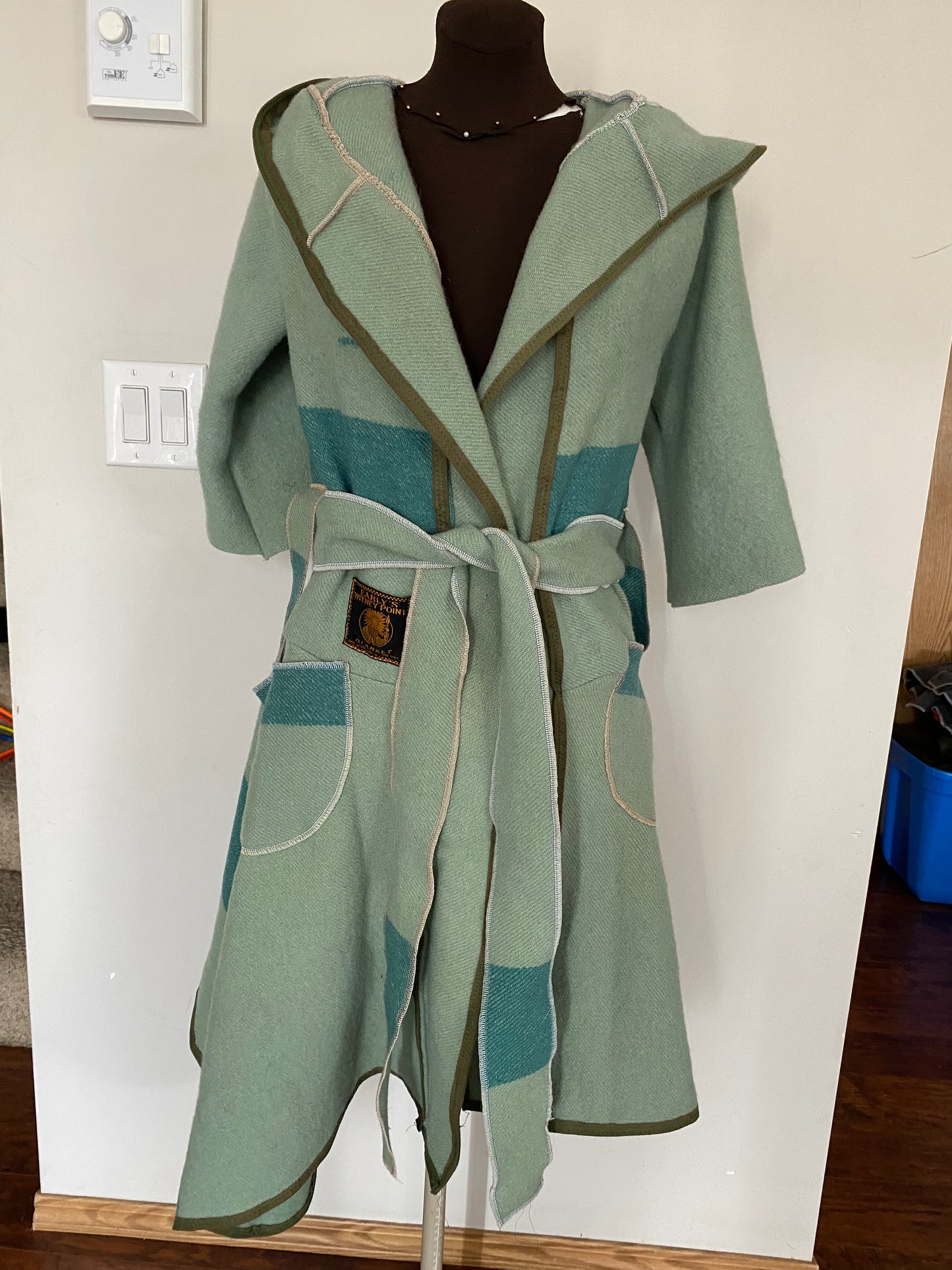 Small/Medium Whitney Point Capote